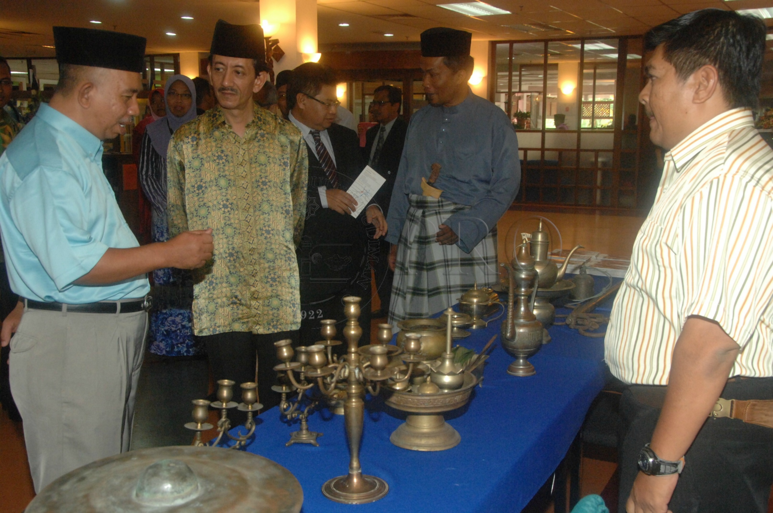 PRO 14 33 WACANA FBA 0110